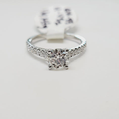 GIA Round Classic Engagement Ring